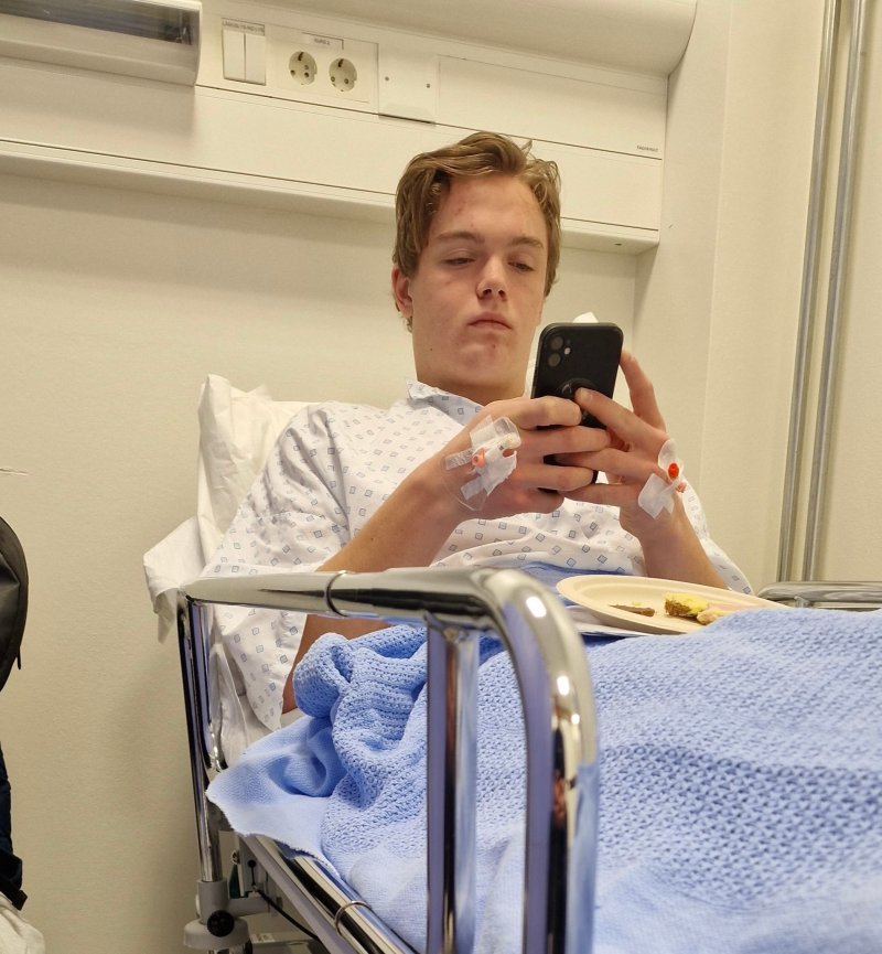 Håkon like etter operasjonen