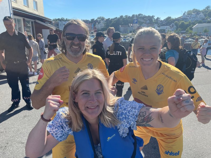 Den energiske Kristin Amanda fikk med seg marked og medieansvarlig Kamilla Aabel på stafett i sommer, der team Jerv tok seieren!
