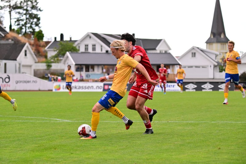 Vetle Wenaas scoret to mål mot Vidar 8. august på J.J. Ugland stadion- Levermyr. Om en måned til skal Wenaas møte Jerv til dyst i lokaloppgjøret.&nbsp;